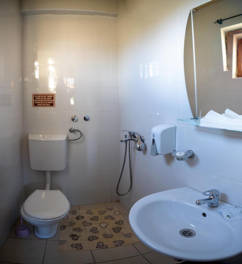 Lolini Bungalovi Novi Sad Esterno foto