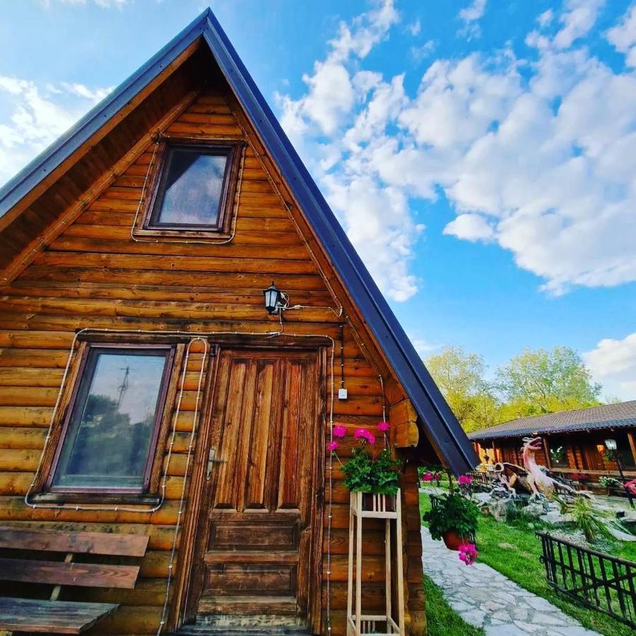 Lolini Bungalovi Novi Sad Esterno foto